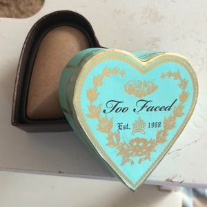 Too faced bronzer new